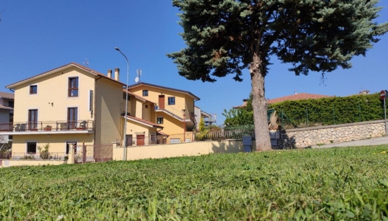 Complesso Turistico Aurora - Appartamenti Poggio Picenze 外观 照片