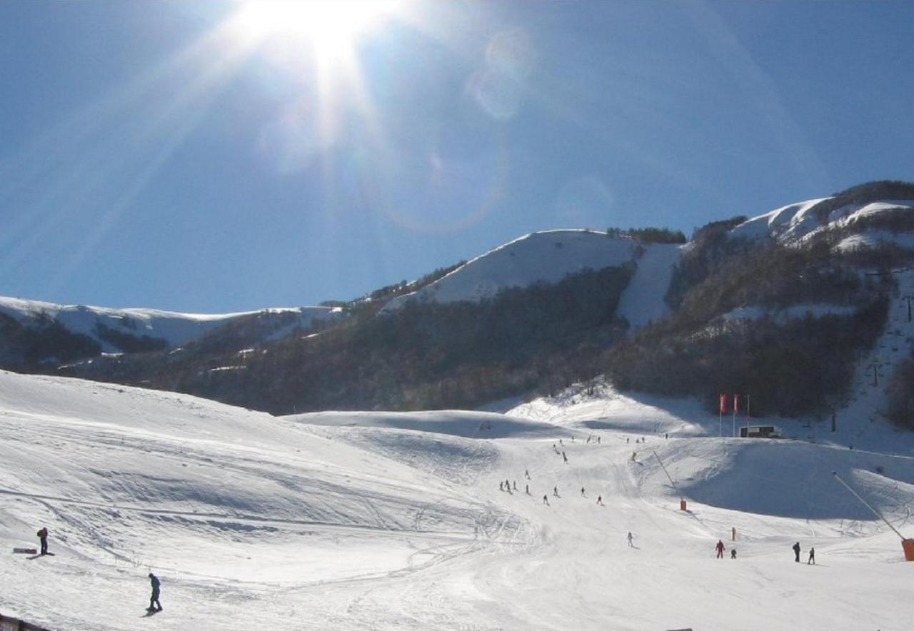 Complesso Turistico Aurora - Appartamenti Poggio Picenze 外观 照片