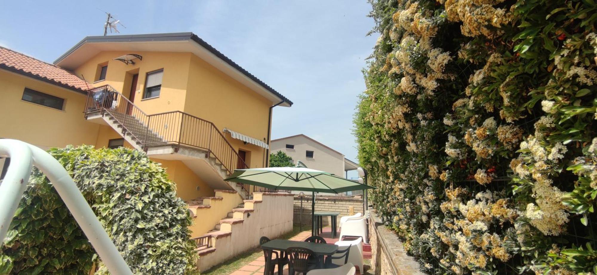 Complesso Turistico Aurora - Appartamenti Poggio Picenze 外观 照片